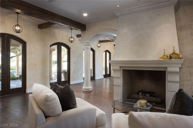 9017 Grove Crest Lane, Las Vegas, NV 89134