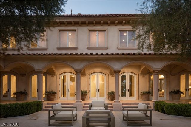 9017 Grove Crest Lane, Las Vegas, NV 89134