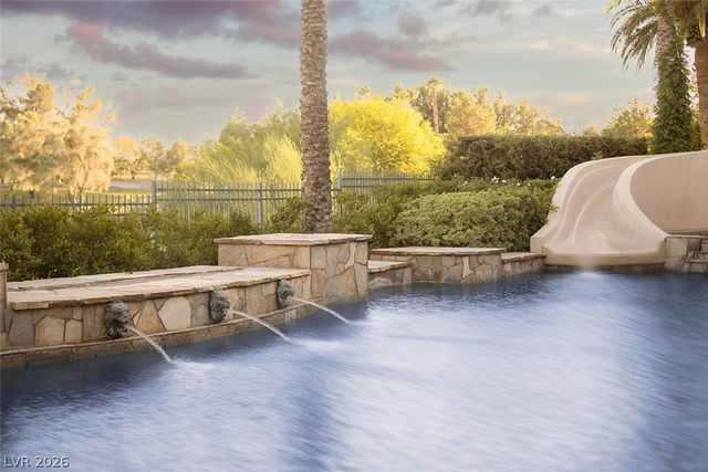 9017 Grove Crest Lane, Las Vegas, NV 89134