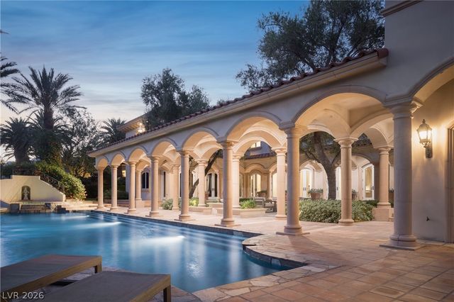 9017 Grove Crest Lane, Las Vegas, NV 89134