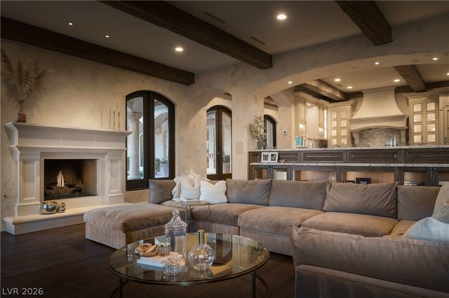 9017 Grove Crest Lane, Las Vegas, NV 89134