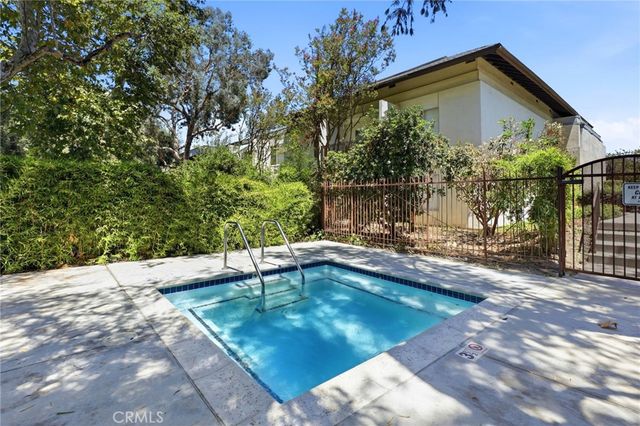 23515 Lyons Avenue 174, Valencia, CA 91355