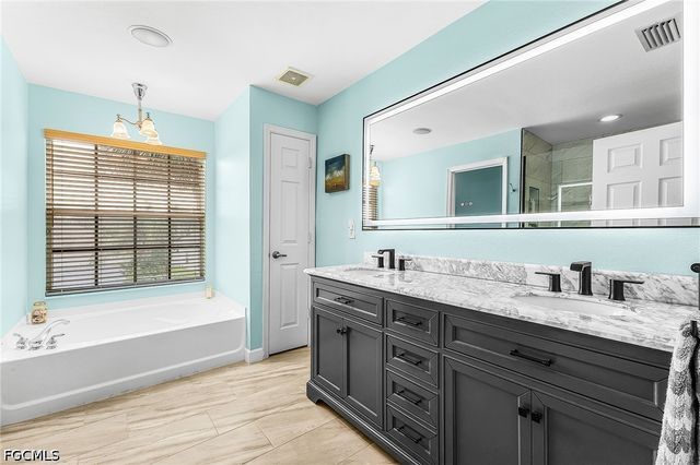 9159 Gladiolus Preserve CIR, Fort Myers, FL 33908