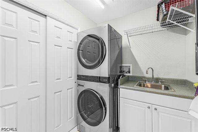 9159 Gladiolus Preserve CIR, Fort Myers, FL 33908