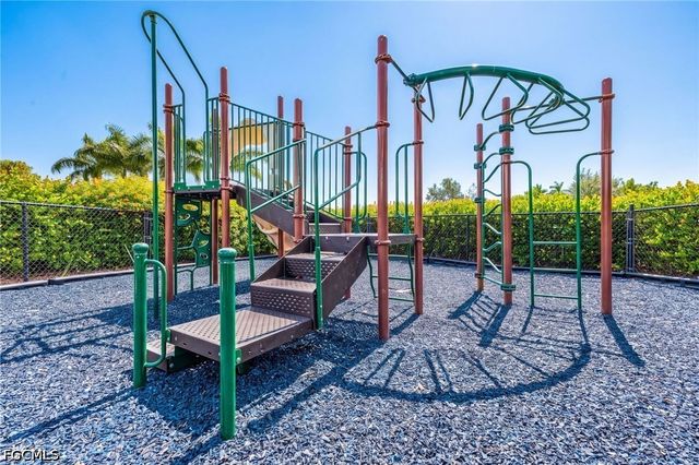 9159 Gladiolus Preserve CIR, Fort Myers, FL 33908