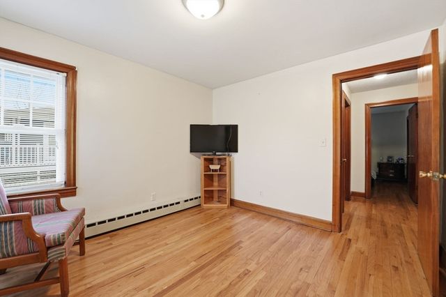 47 Stockton St, Fall River, MA 02721