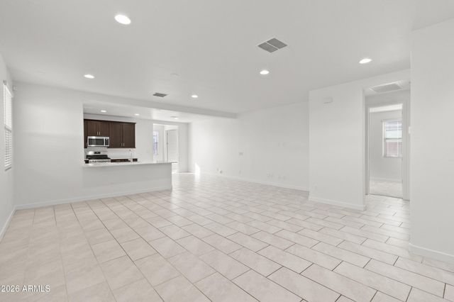 32273 N 21st Drive, Phoenix, AZ 85085