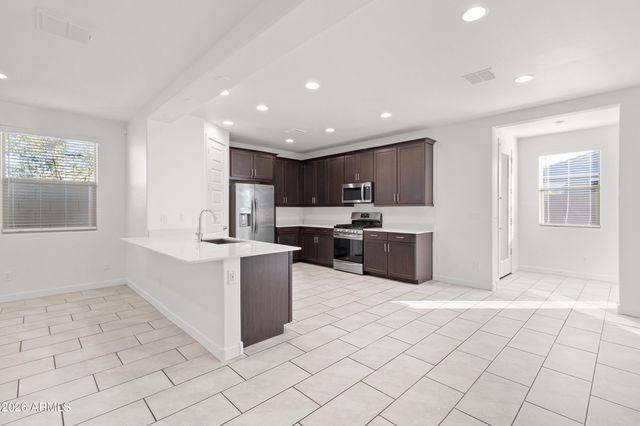 32273 N 21st Drive, Phoenix, AZ 85085