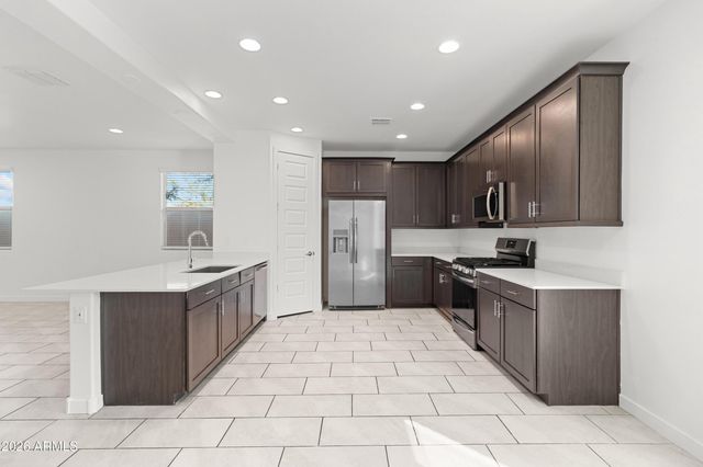 32273 N 21st Drive, Phoenix, AZ 85085