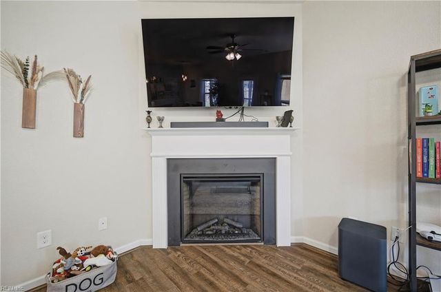 3317 Dunedin DR, Chesapeake, VA 23321