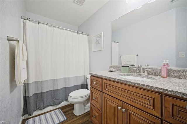 3317 Dunedin DR, Chesapeake, VA 23321