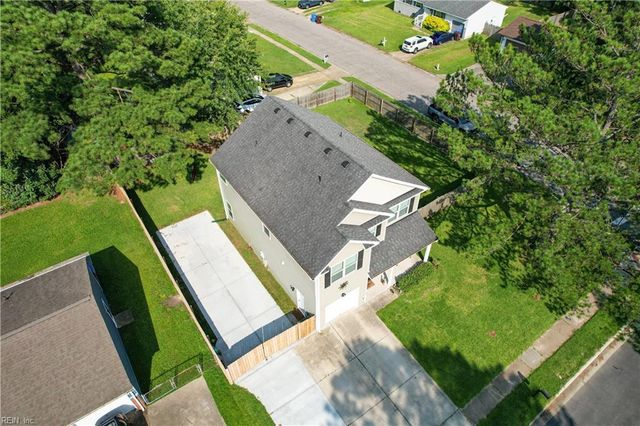 3317 Dunedin DR, Chesapeake, VA 23321