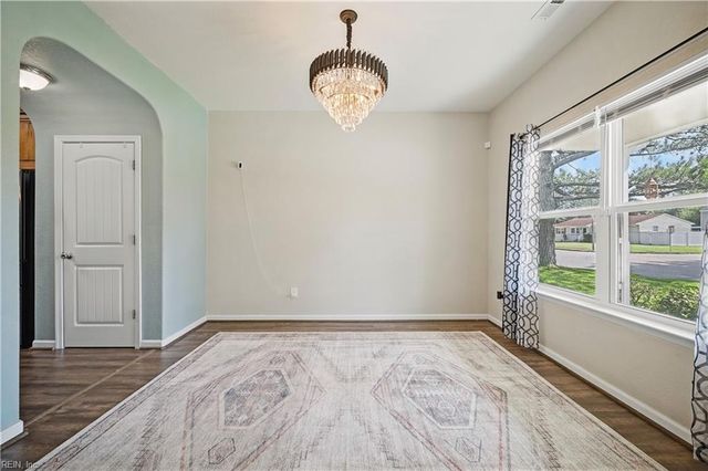 3317 Dunedin DR, Chesapeake, VA 23321