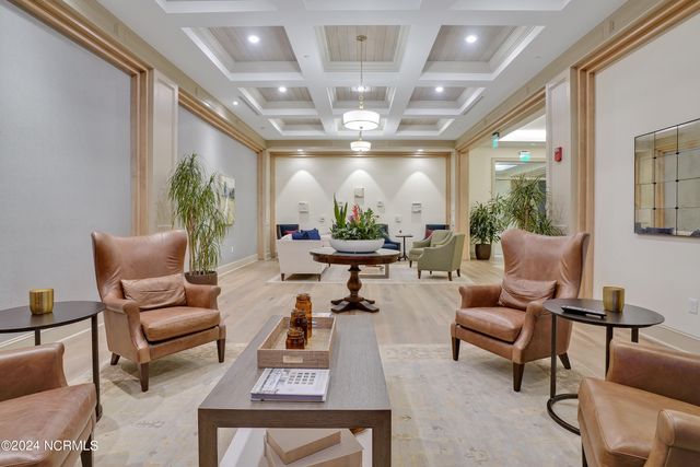 240 N Water Street Apt 853, Wilmington, NC 28401