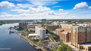 240 N Water Street Apt 853, Wilmington, NC 28401