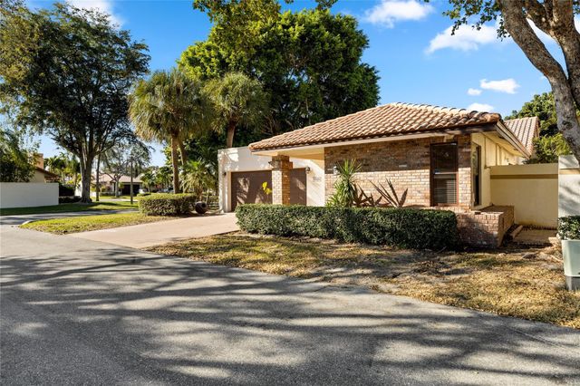 6825 Allegre Court, Boca Raton, FL 33433