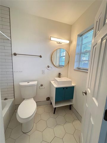 571 NE 67th 1, Miami, FL 33138