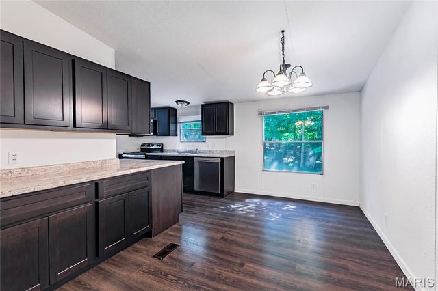 4109 Lakeview Drive, Hillsboro, MO 63050