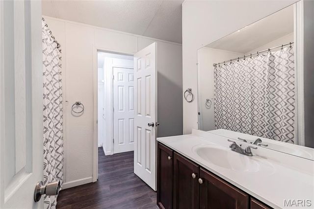 4109 Lakeview Drive, Hillsboro, MO 63050