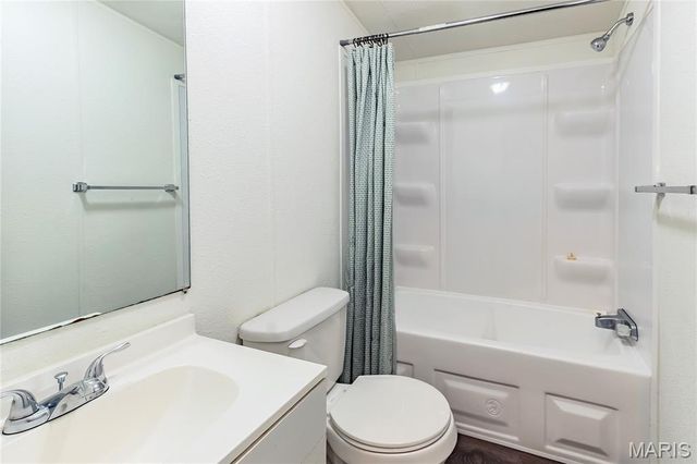 4109 Lakeview Drive, Hillsboro, MO 63050