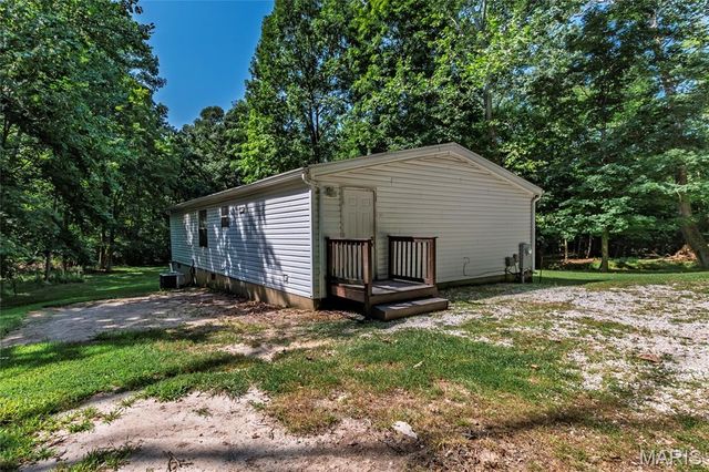 4109 Lakeview Drive, Hillsboro, MO 63050
