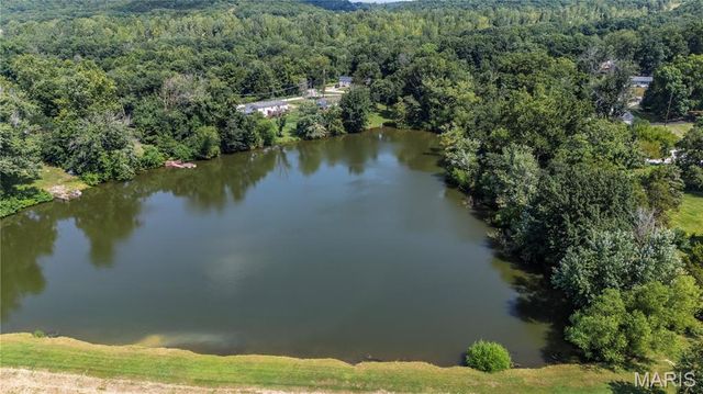 4109 Lakeview Drive, Hillsboro, MO 63050
