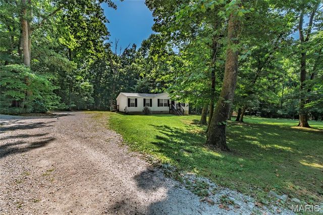 4109 Lakeview Drive, Hillsboro, MO 63050