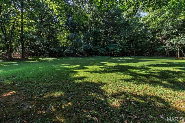 4109 Lakeview Drive, Hillsboro, MO 63050