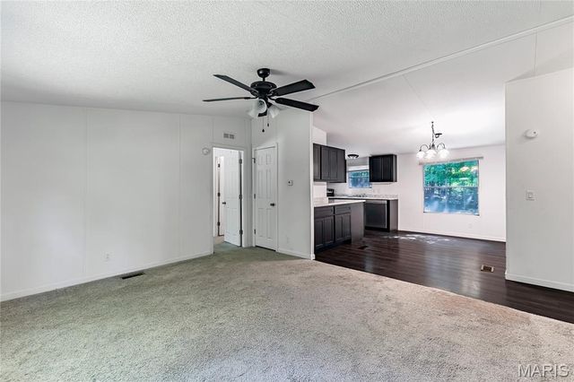 4109 Lakeview Drive, Hillsboro, MO 63050