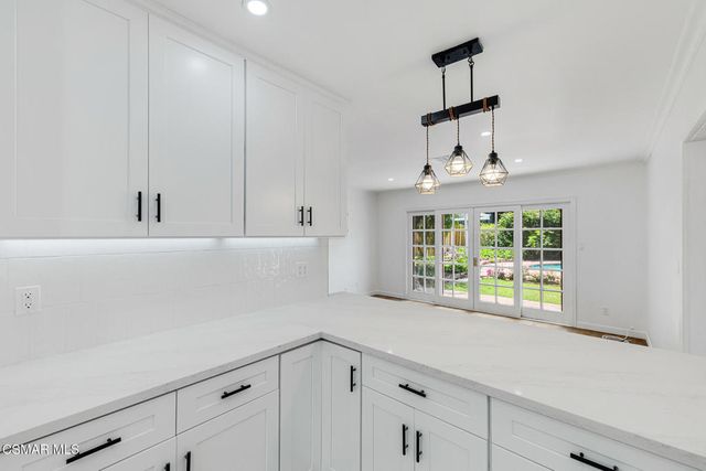 20550 De Forest Street, Woodland Hills, CA 91364
