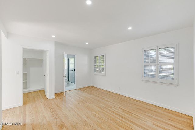 20550 De Forest Street, Woodland Hills, CA 91364