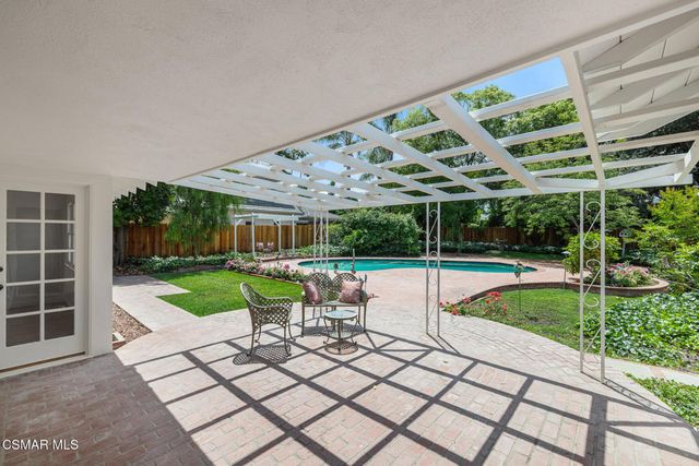 20550 De Forest Street, Woodland Hills, CA 91364