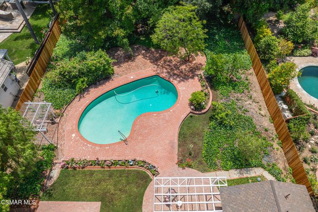20550 De Forest Street, Woodland Hills, CA 91364