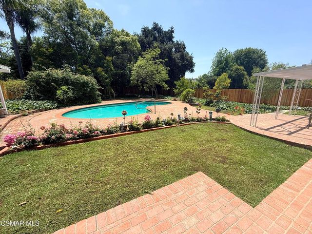 20550 De Forest Street, Woodland Hills, CA 91364
