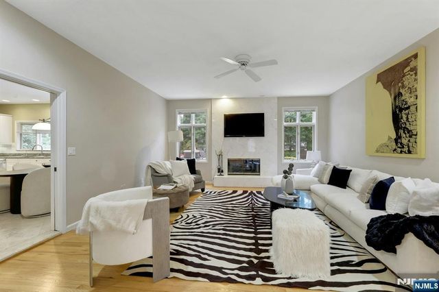 10 Parker Place, Old Tappan, NJ 07675