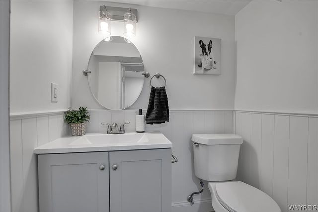 243 Lehn Springs Drive, Amherst, NY 14221