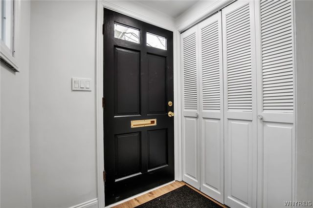 243 Lehn Springs Drive, Amherst, NY 14221