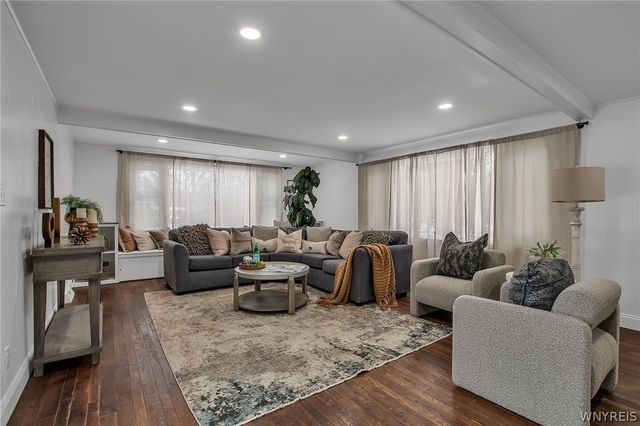 243 Lehn Springs Drive, Amherst, NY 14221