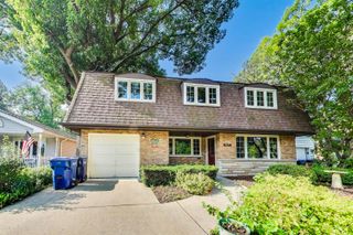 7037 W 110 Street, Worth, IL 60482