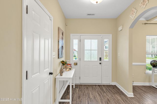 217 Holly Grove Court E, Jacksonville, NC 28540