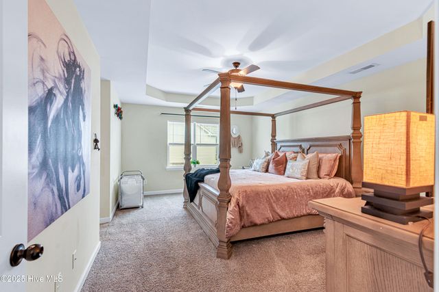 217 Holly Grove Court E, Jacksonville, NC 28540