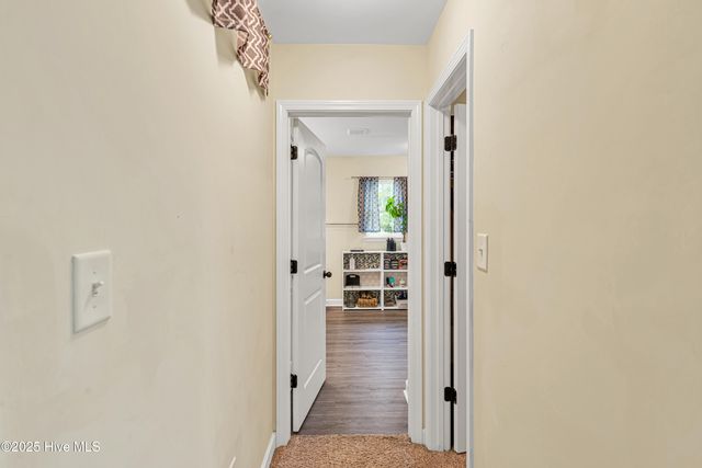 217 Holly Grove Court E, Jacksonville, NC 28540