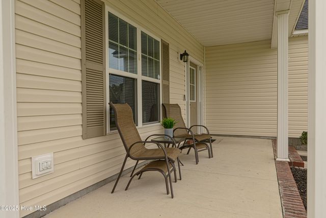 217 Holly Grove Court E, Jacksonville, NC 28540