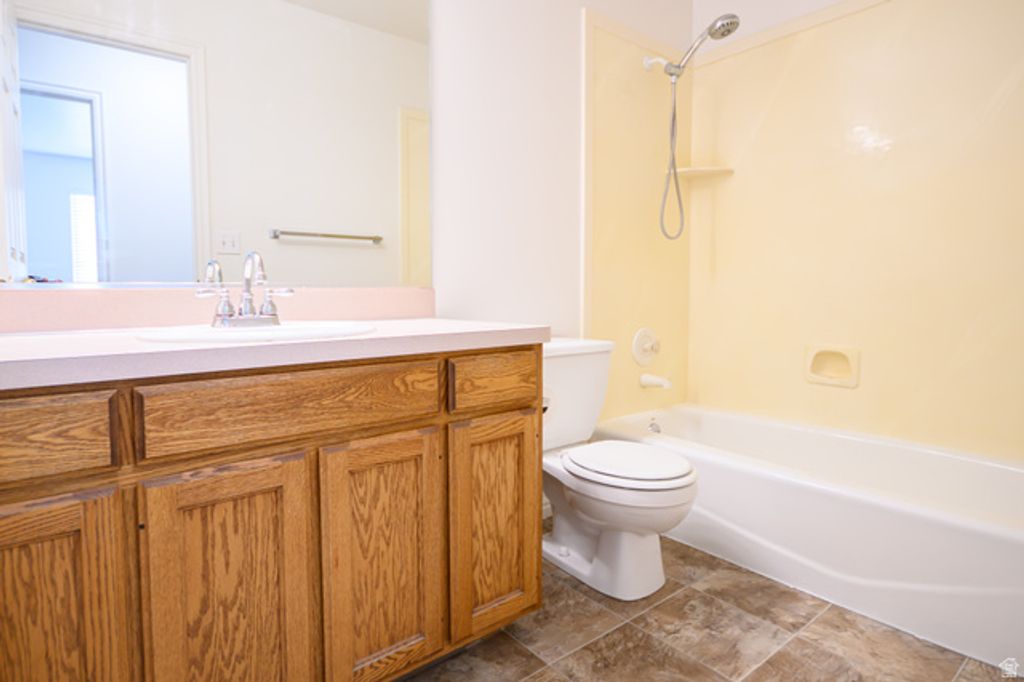 Image 30 of property listing at 960 E 3400 N, Layton, UT 84040