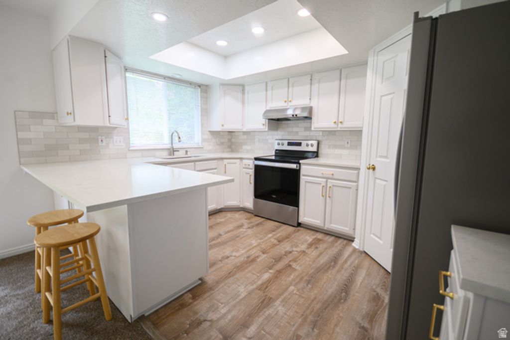 Image 7 of property listing at 960 E 3400 N, Layton, UT 84040