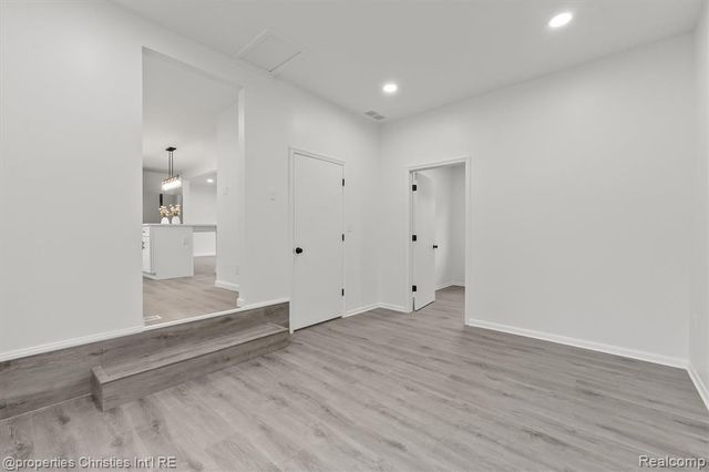 33355 Slocum Drive, Farmington, MI 48336