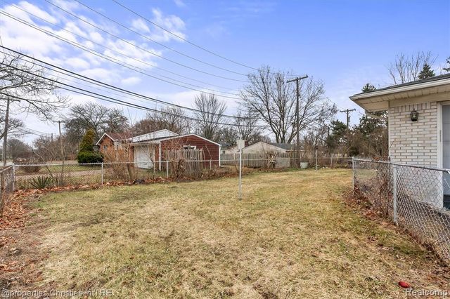 33355 Slocum Drive, Farmington, MI 48336