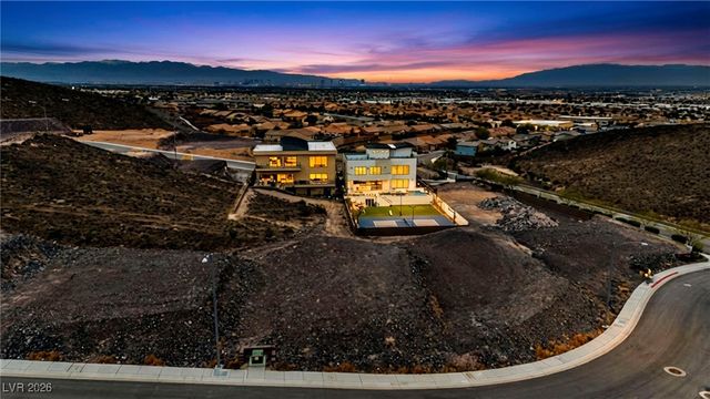 1054 Vincenzo Lane, Henderson, NV 89012