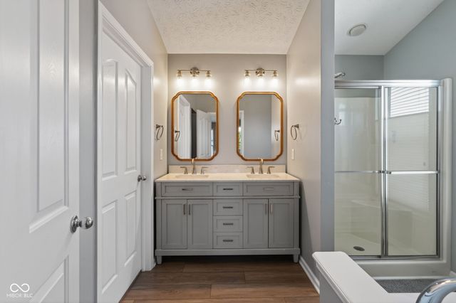 13975 Avalon Boulevard, Fishers, IN 46037