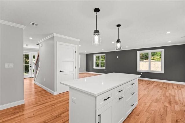 15 Elm Place, Hanson, MA 02341